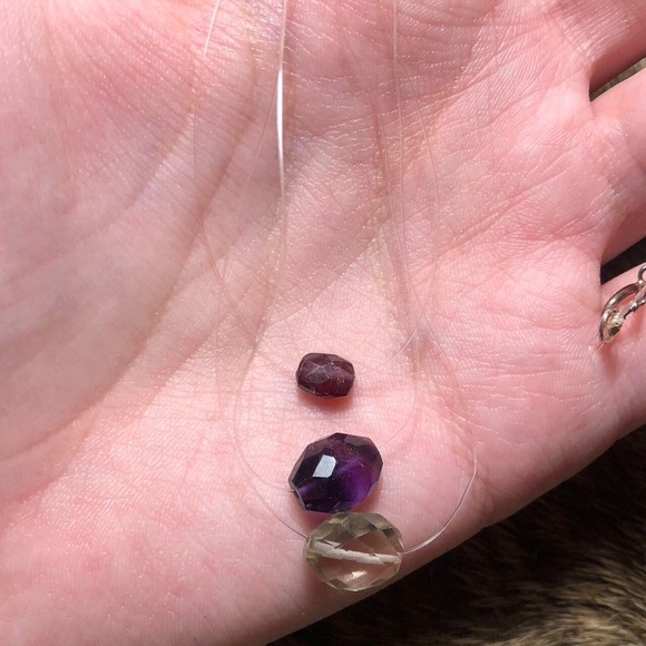 Stunning vintage illusion floating stone necklace - Picture 2 of 3